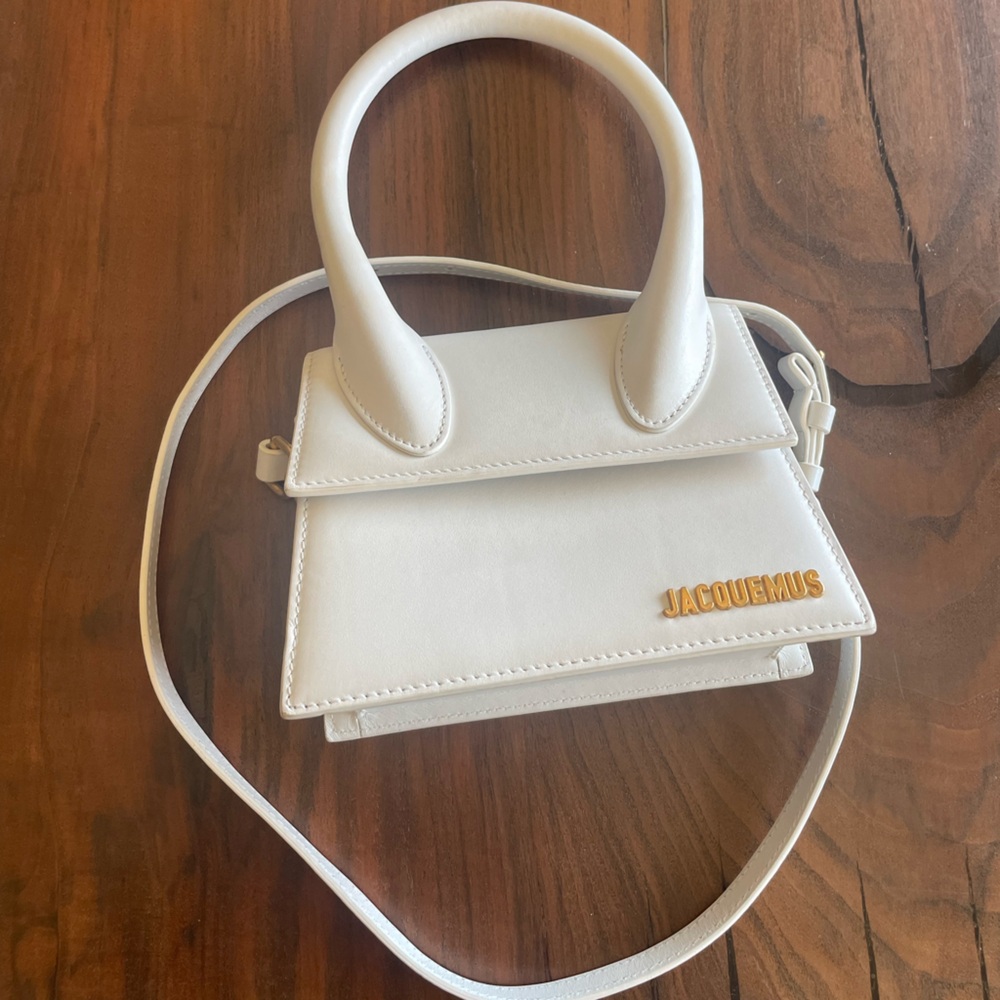 Jacquemus
Le Chiquito Moyen Top-Handle Bag - white